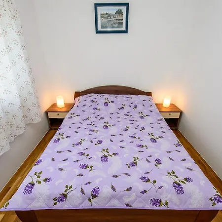 Jelena Appartement Tribalj